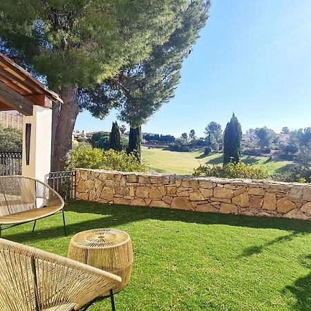 Superbe Villa-Domaine Avec Golf Piscine Et Tennis Saint-Cyr-sur-Mer Exteriör bild