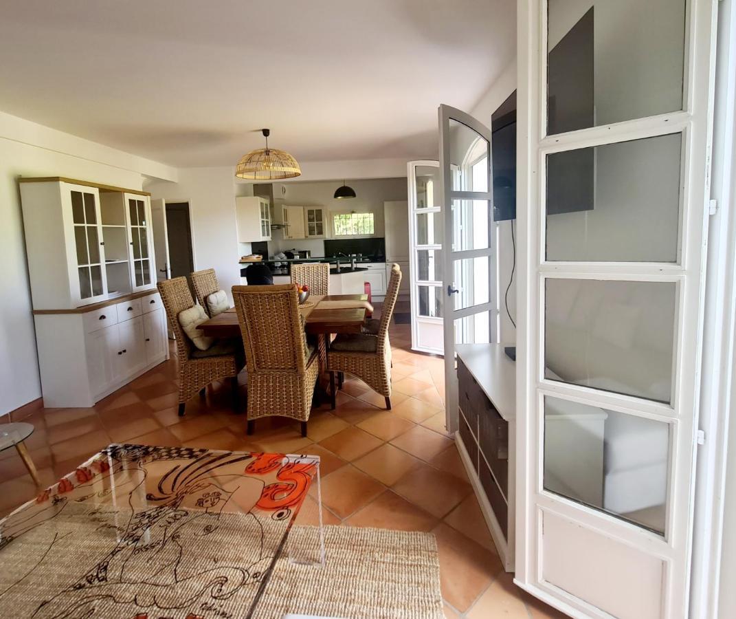 Superbe Villa-Domaine Avec Golf Piscine Et Tennis Saint-Cyr-sur-Mer Exteriör bild