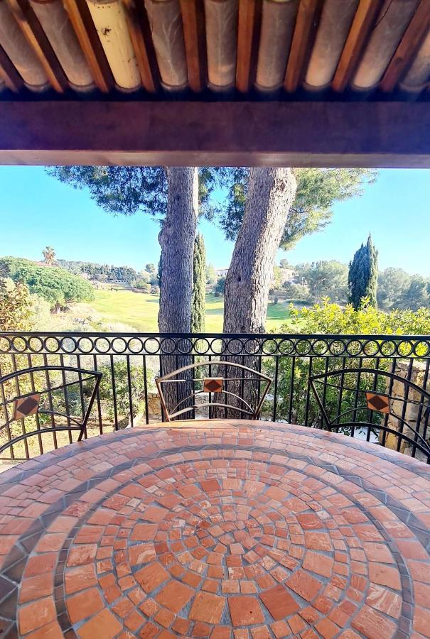 Superbe Villa-Domaine Avec Golf Piscine Et Tennis Saint-Cyr-sur-Mer Exteriör bild