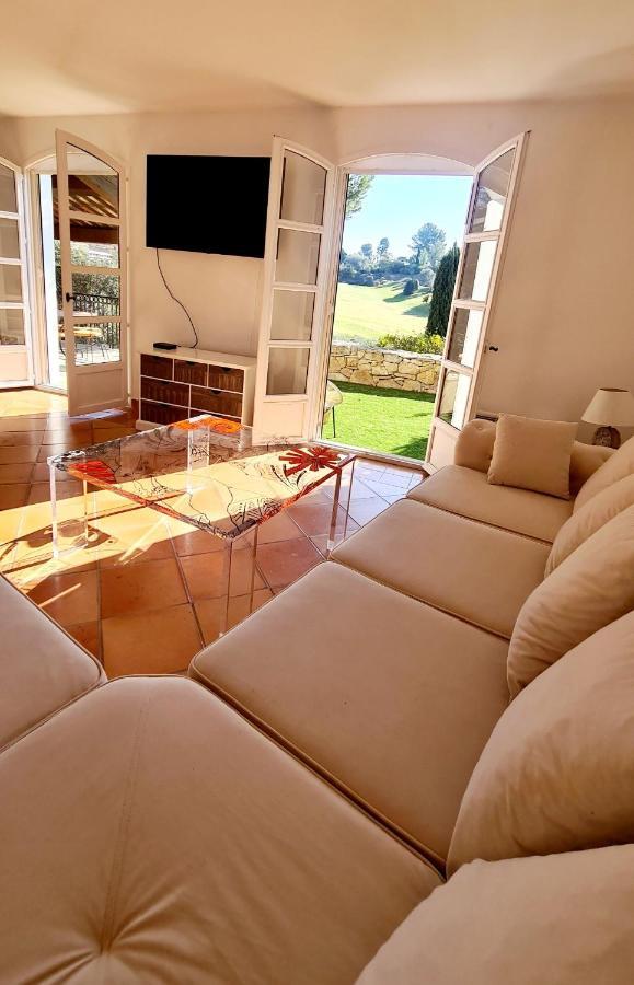Superbe Villa-Domaine Avec Golf Piscine Et Tennis Saint-Cyr-sur-Mer Exteriör bild