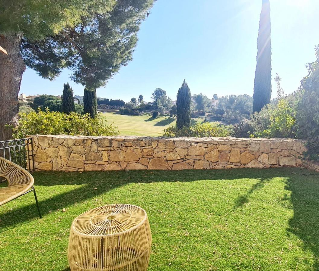 Superbe Villa-Domaine Avec Golf Piscine Et Tennis Saint-Cyr-sur-Mer Exteriör bild